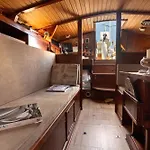 Quo Vadis Yacht In Harbor ספינת מלון