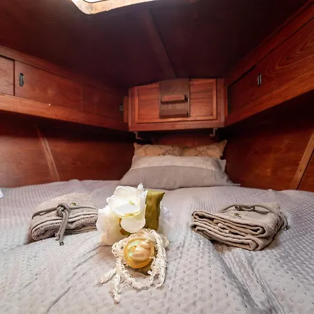 Hotel en barco Quo Vadis Yacht